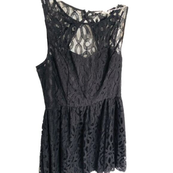 NWT Lauren Conrad Black Lace Fit & Flare Dress Size 4 - Picture 9 of 15